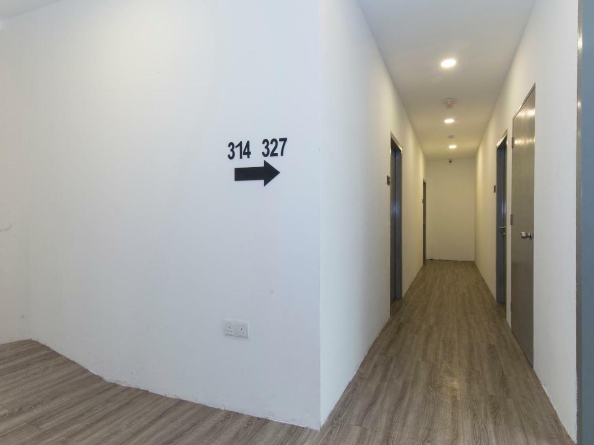 Fumah Hotel Jalan Kuching Куала Лумпур Екстериор снимка