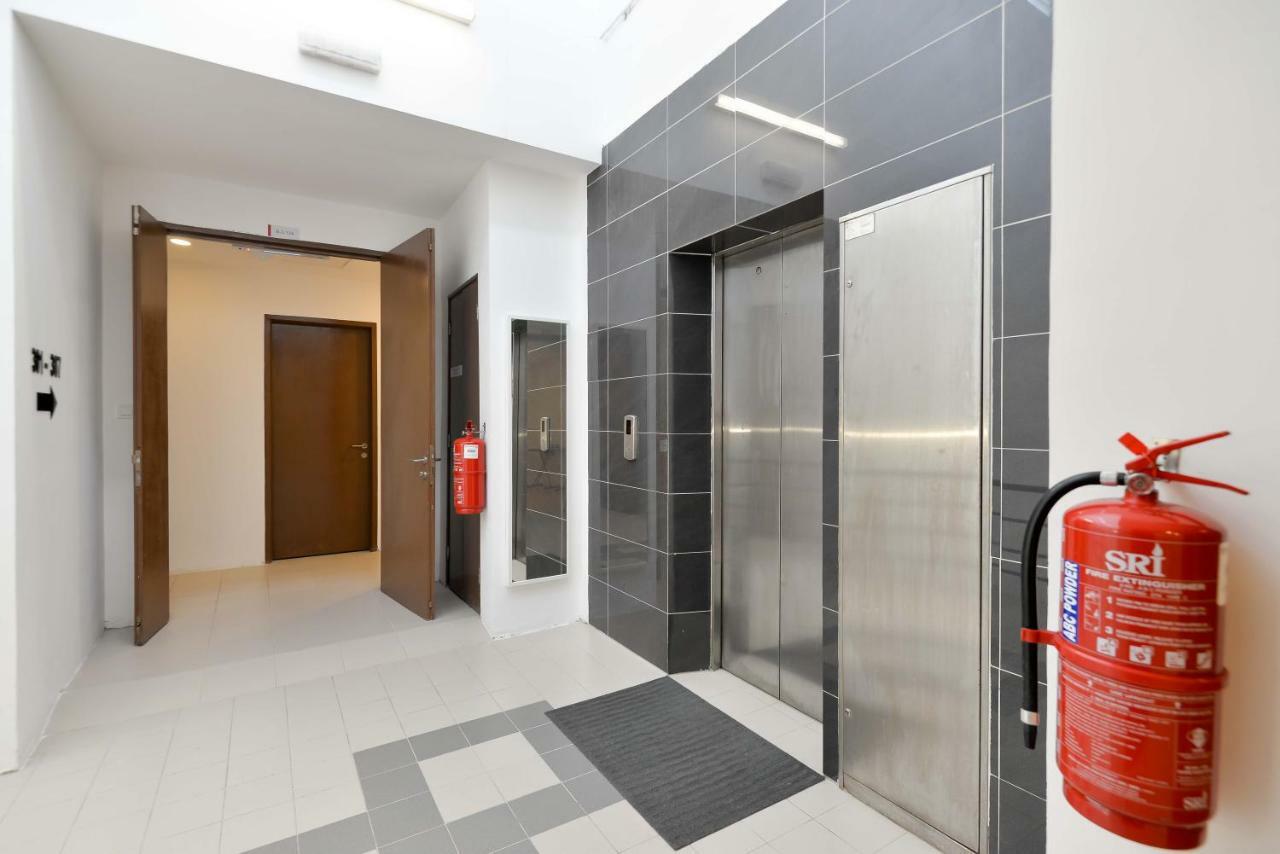 Fumah Hotel Jalan Kuching Куала Лумпур Екстериор снимка